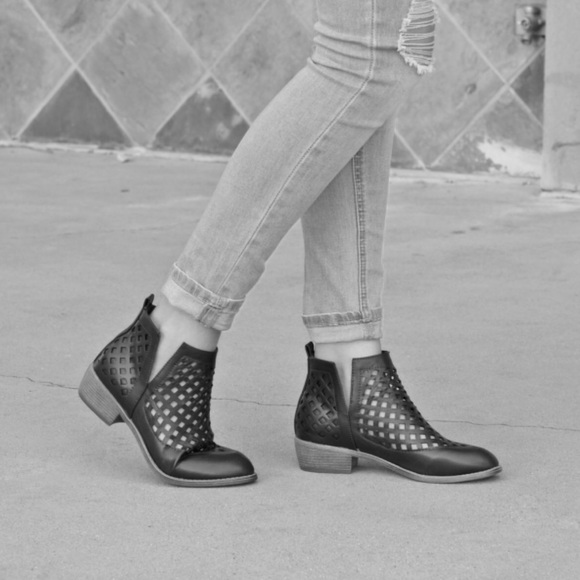 Charcoal Distressed V Split Perforated Caged Boots - Picture 1 of 8